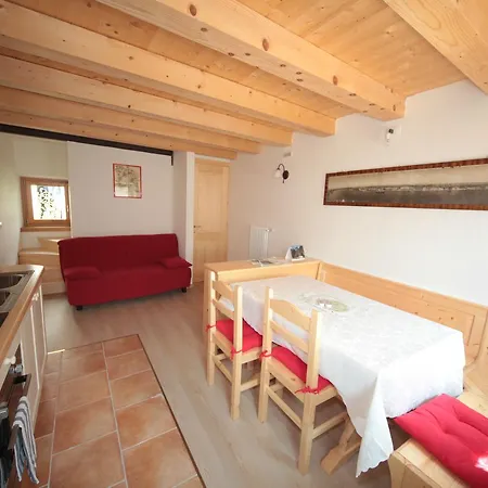 Apartment Diffuso Valcellina E Val Vajont In Erto